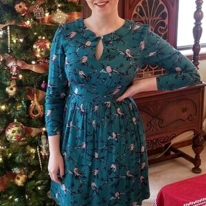 Emily and Fin keyhole 3/4 sleeve bird dress in dark teal (M)